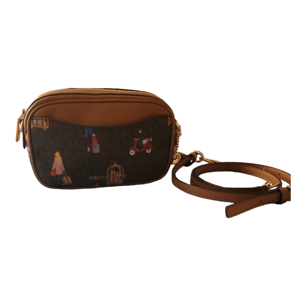Michael Kors Jet Set Girls Convertible Belt Bag